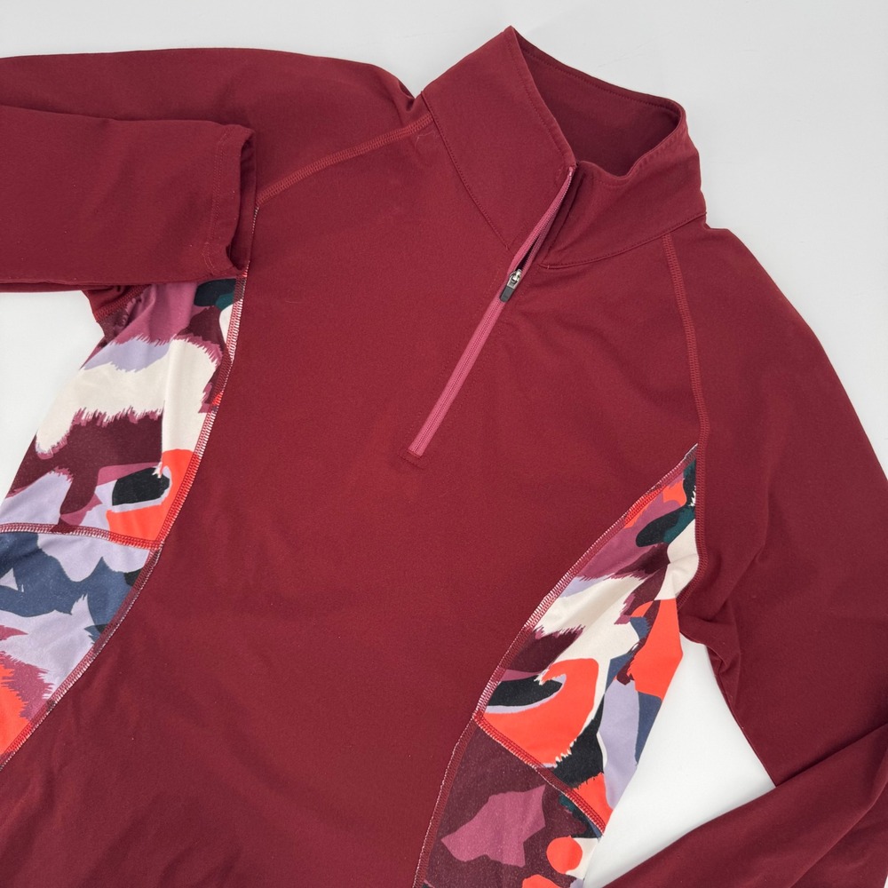 Marmot Womens Burgundy Abstract Camo 1/4 Zip Performance Top Thumbholes Size M